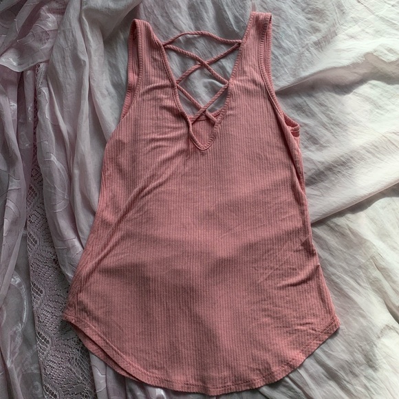 Ribbed Tank Top - Picture 4 of 5